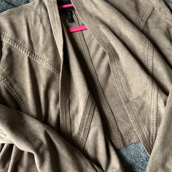 Brown/Tan Jacket - Picture 2 of 2